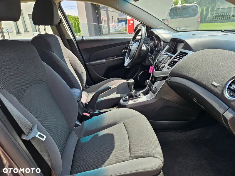 Chevrolet Cruze 1.8 LT - 5