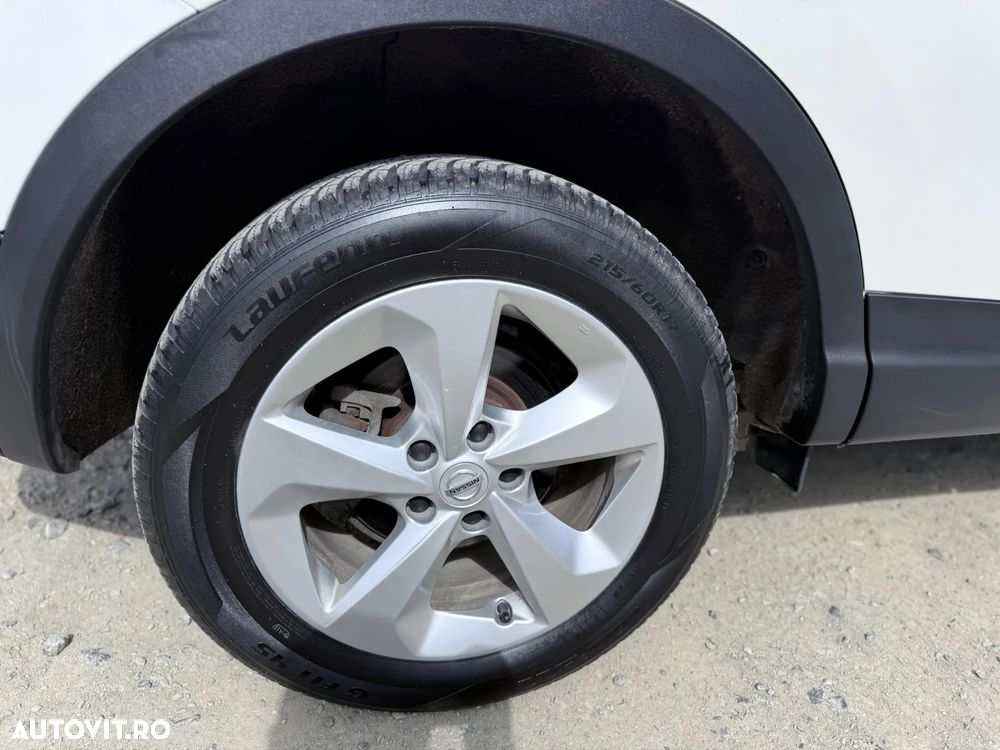 Nissan Qashqai 1.3 l MHEV X-Tronic Acenta - 30