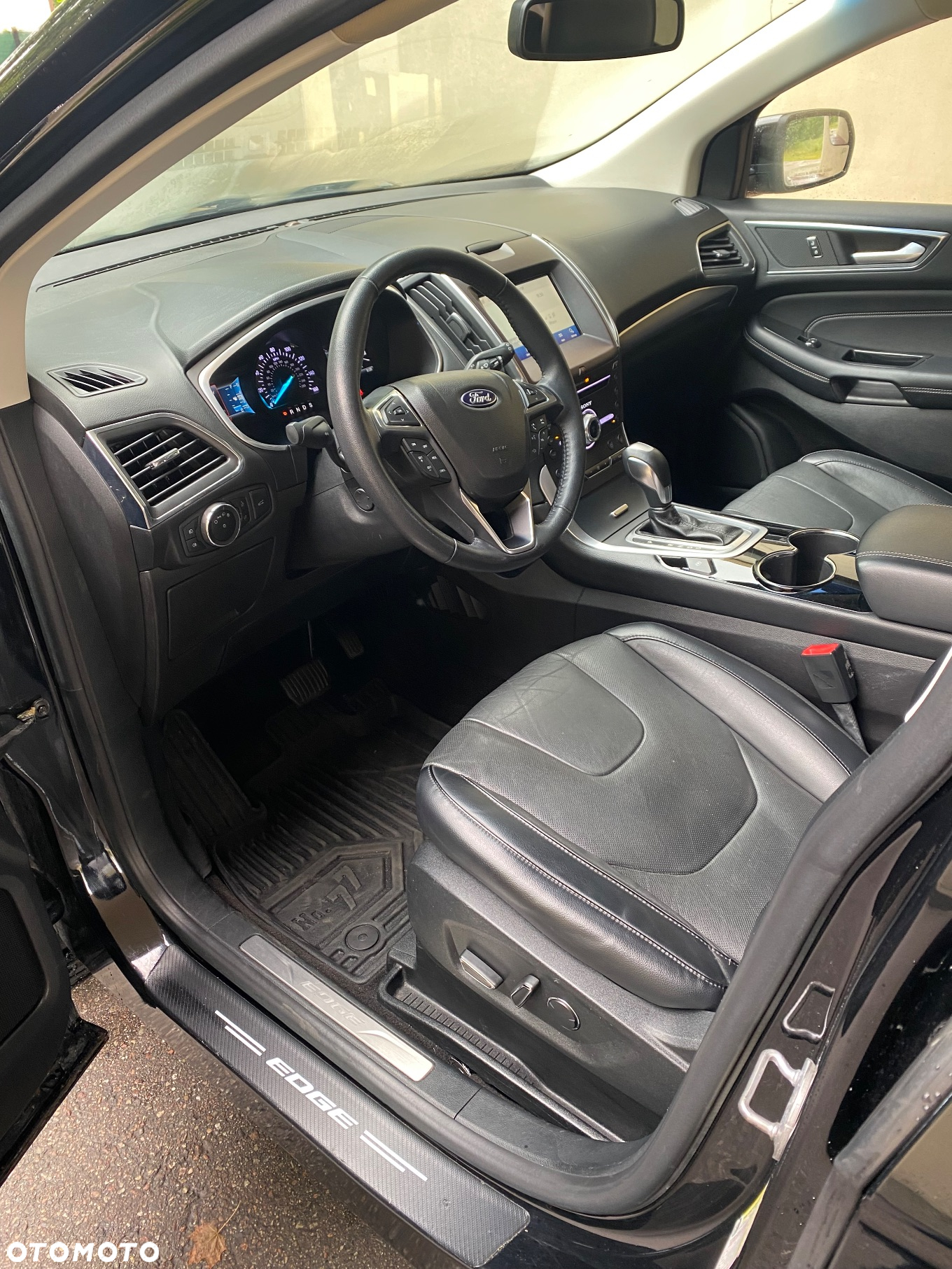 Ford Edge - 18