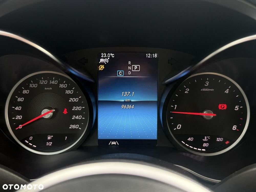 Mercedes-Benz Klasa C 200 d 9G-TRONIC Avantgarde - 21