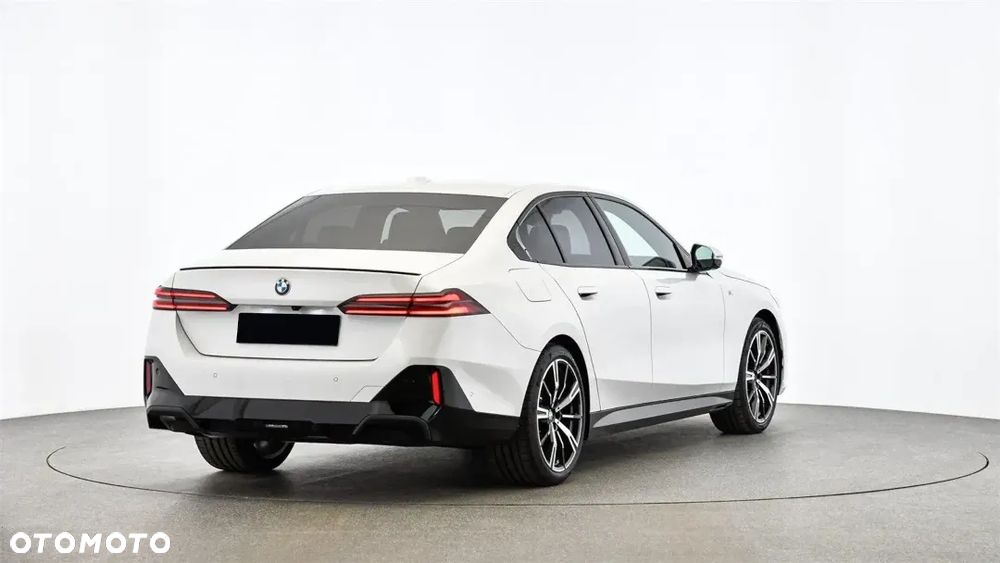 BMW Seria 5 520d mHEV M Sport - 4