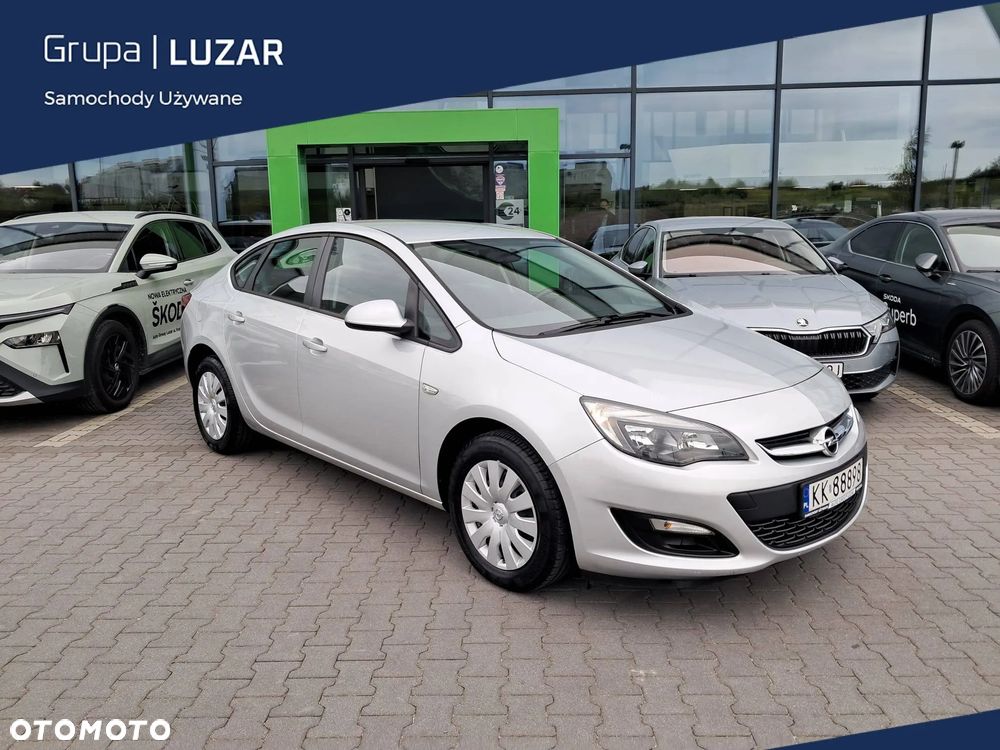 Opel Astra 1.6 Business EU6 - 2