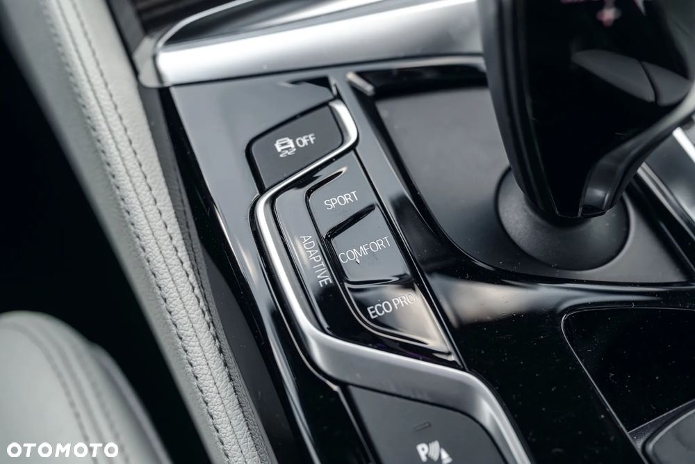 BMW Seria 5 - 22