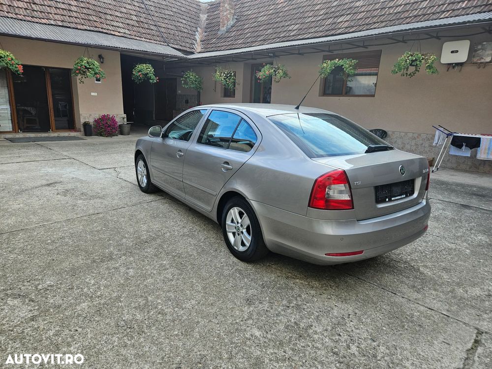 Skoda Octavia - 3