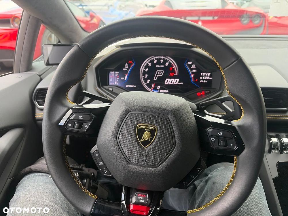 Lamborghini Huracan - 22