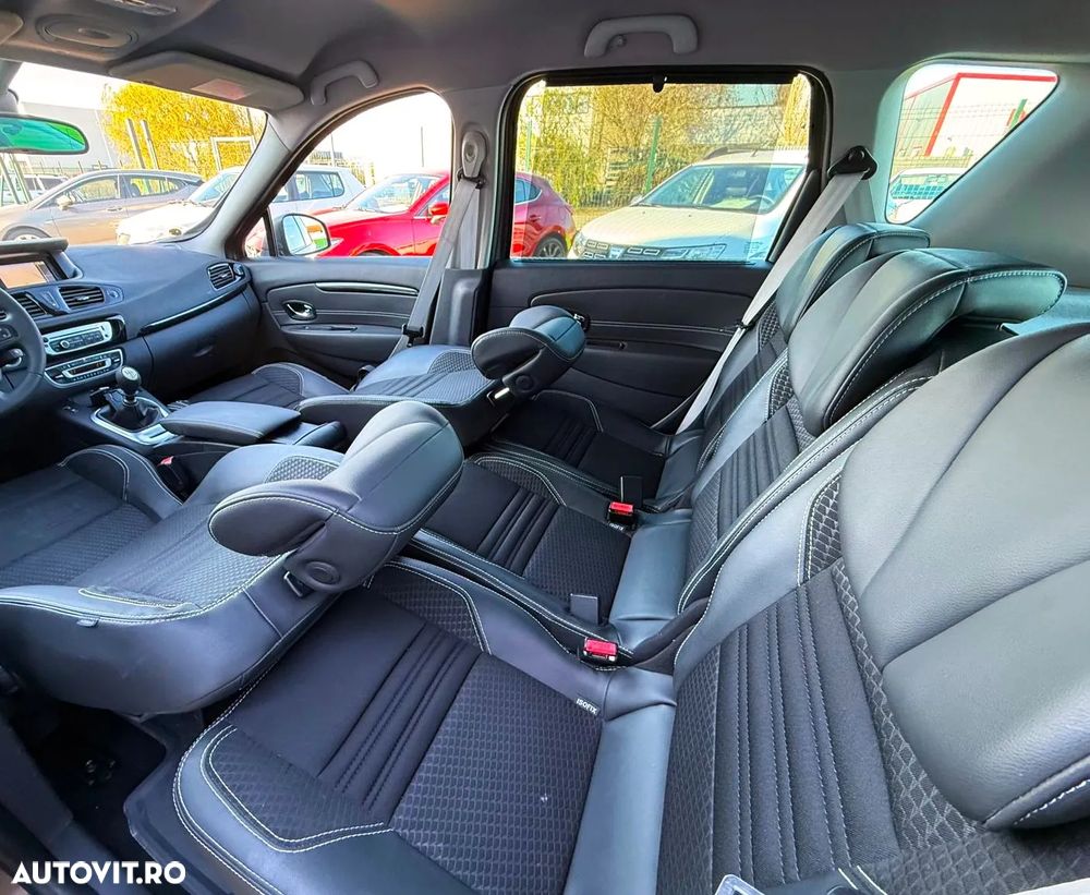 Renault Scenic ENERGY dCi 130 Start & Stop Euro 6 Bose Edition - 24