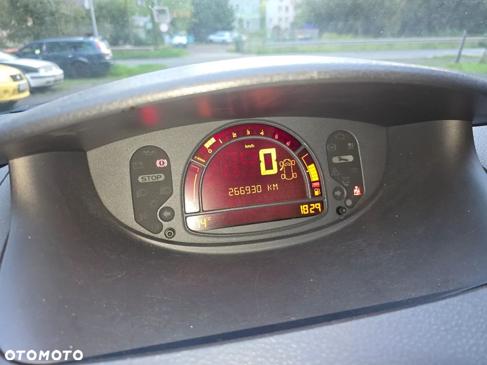 Renault Modus - 5