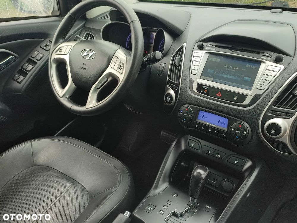 Hyundai ix35 2.0 CRDi 4WD Automatik Premium - 23