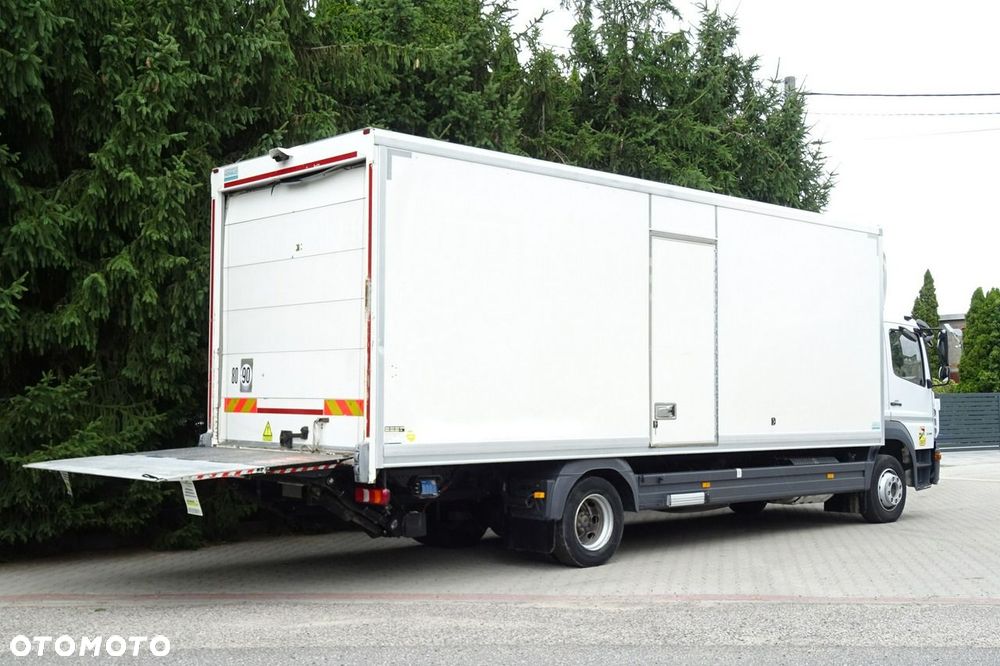 Mercedes-Benz Atego 1218 Euro 6 tylko 272 tys.km! kontener 18p winda - 9