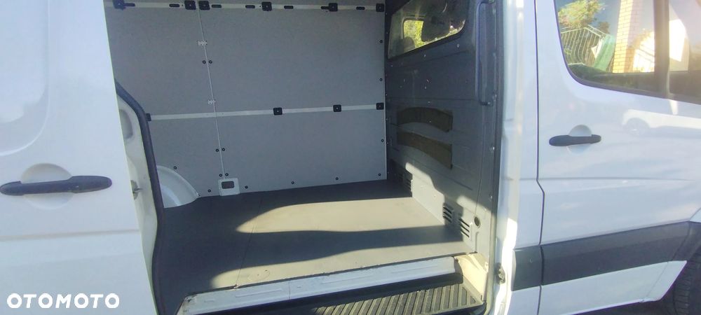 Volkswagen Crafter - 16