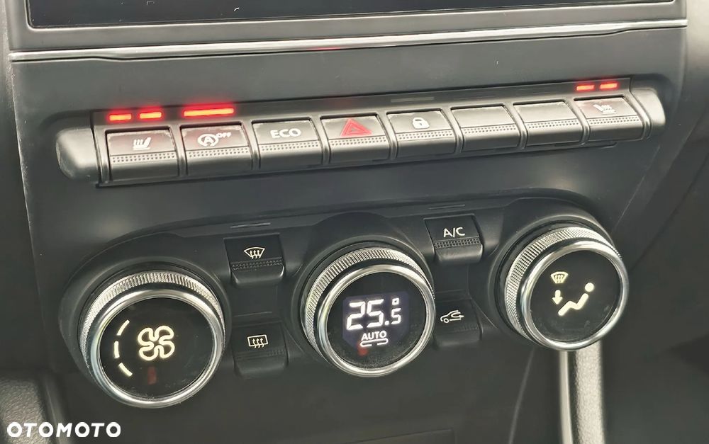 Renault Captur 1.0 TCe Equilibre - 27