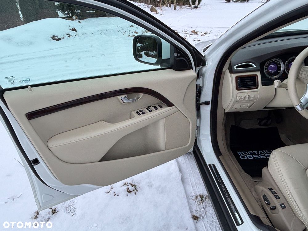 Volvo XC 70 T6 AWD Summum - 10