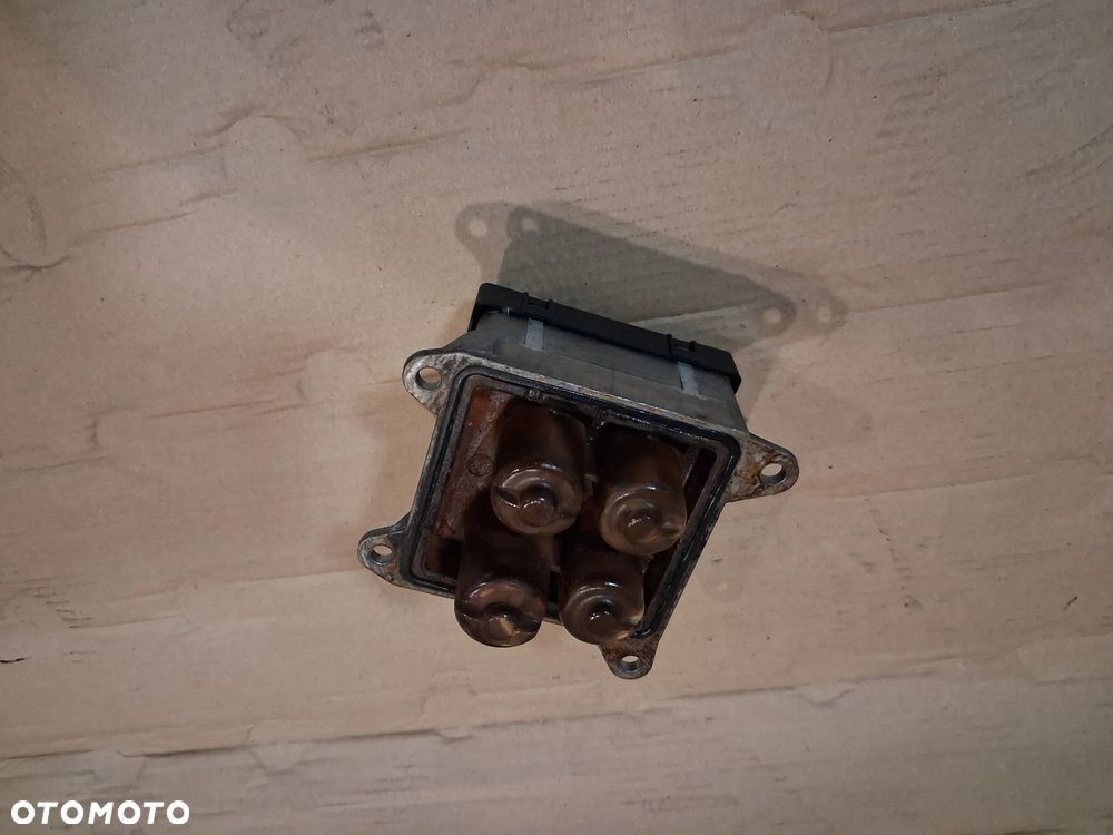 Podgrzewacz wody MERCEDES W203 A0001591904 OE - 3