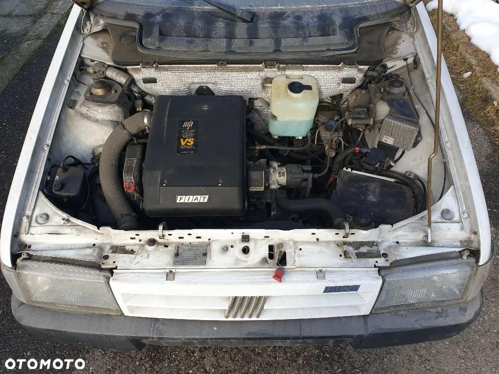 FIAT UNO - 1,4 -1995R - CAŁY NA CZĘŚCI - 4