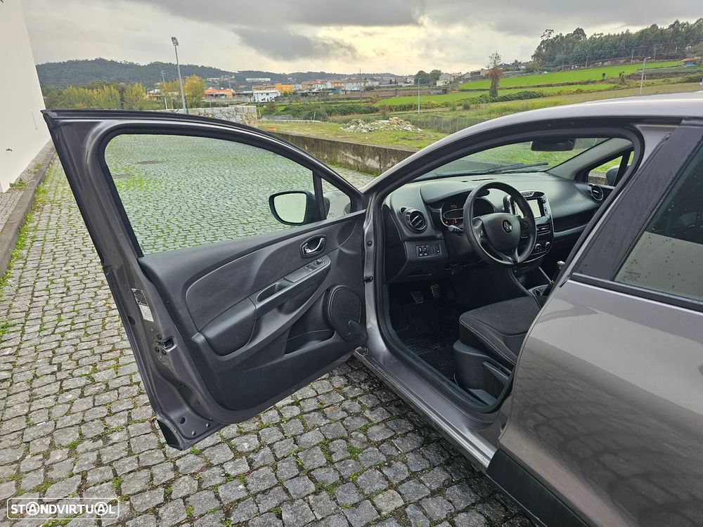 Renault Clio 1.5 dCi Dynamique S - 9