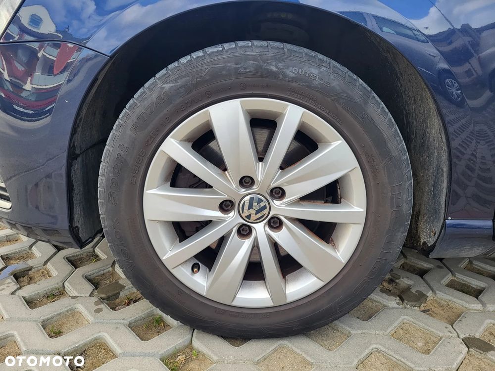 Volkswagen Passat 2.0 TDI Highline - 14