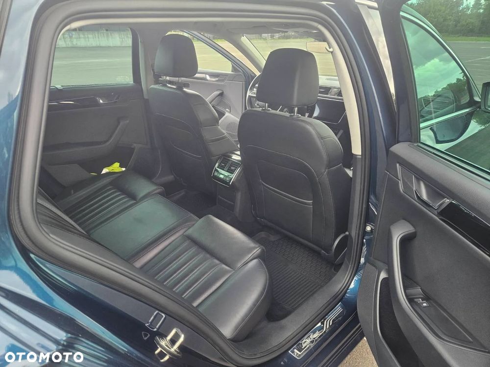 Skoda Superb 2.0 TDI 4x4 L&K DSG - 13