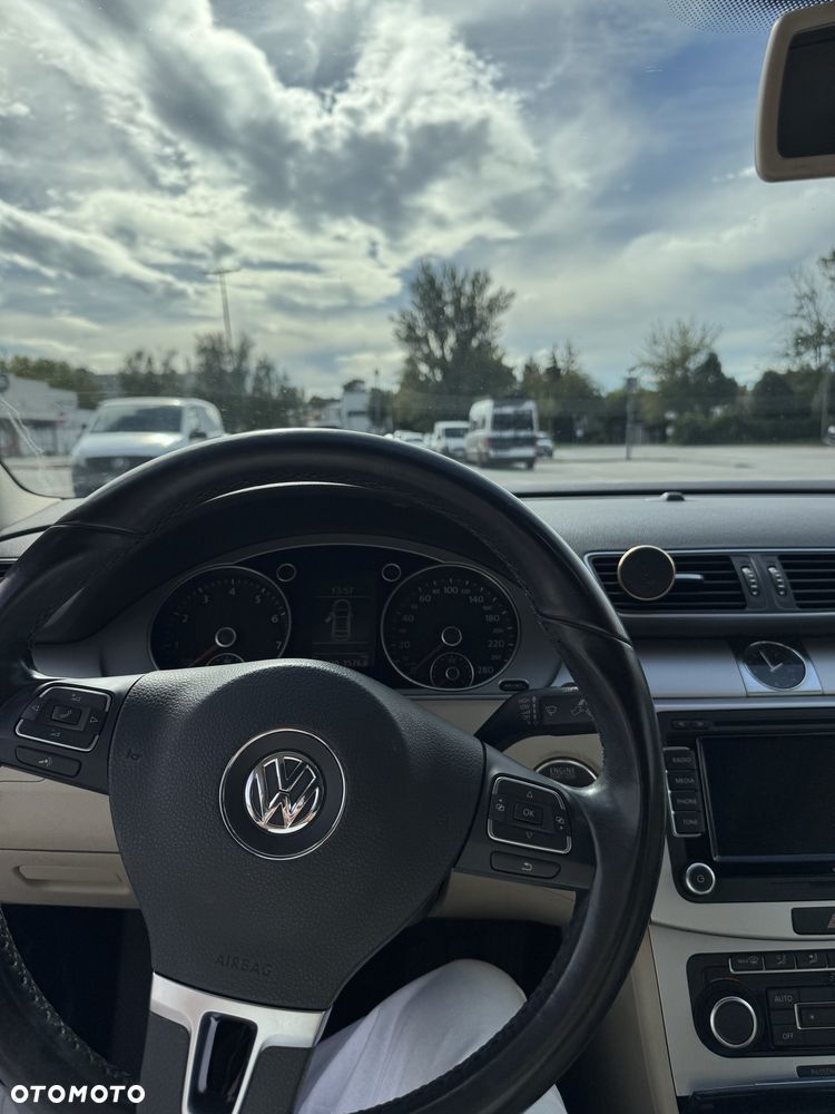 Volkswagen CC - 6
