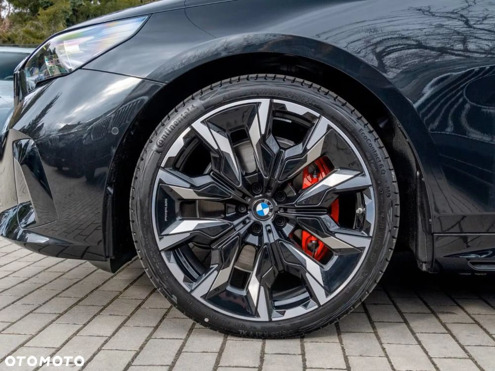 BMW Seria 5 540d xDrive mHEV M Sport - 10