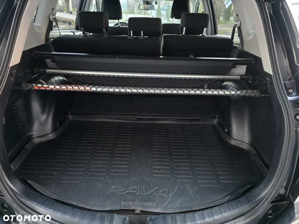 Toyota RAV4 - 13