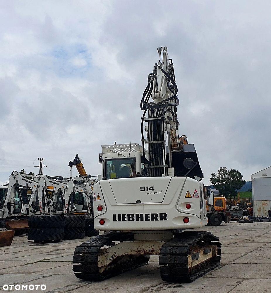 Liebherr R914 - 10