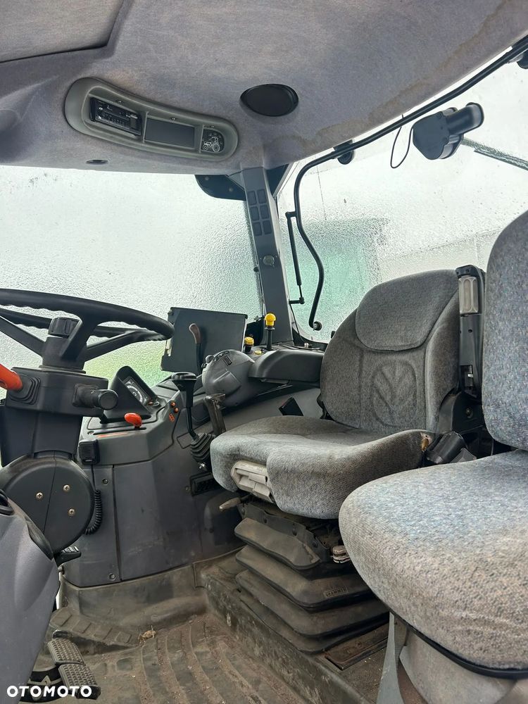 New Holland TS135A - 4