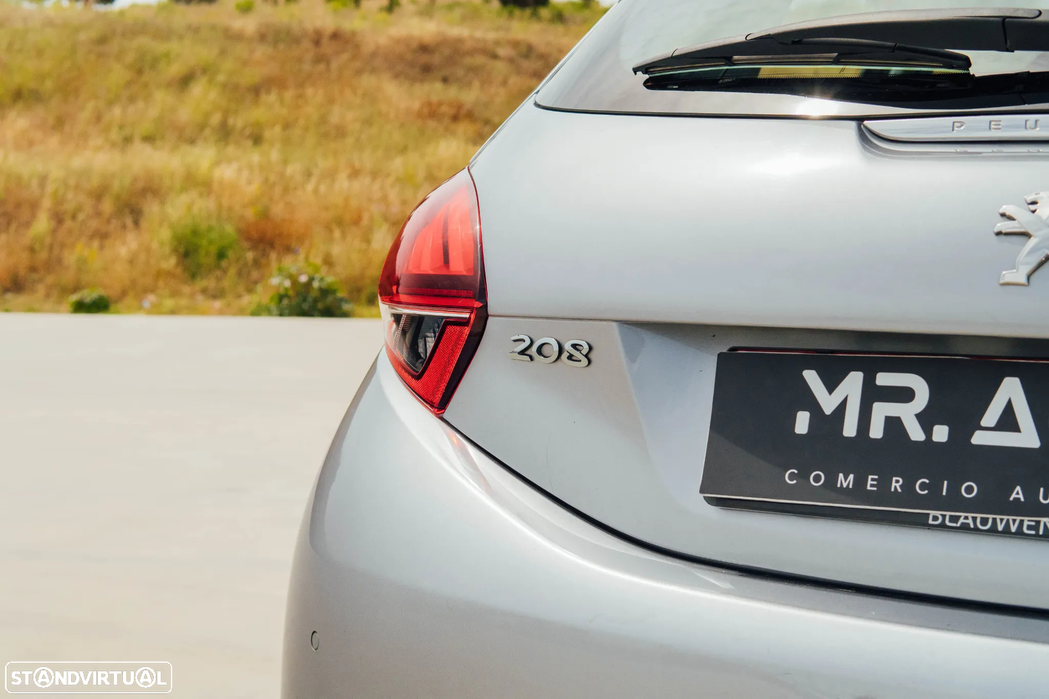 Peugeot 208 1.5 BlueHDi Allure - 8