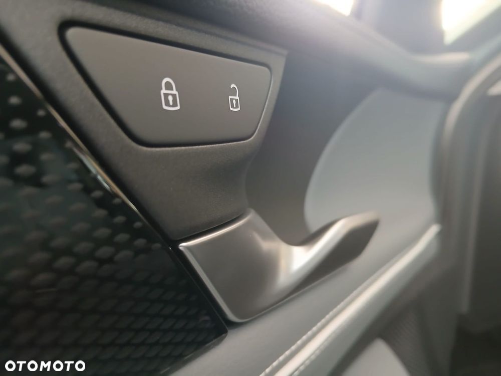 Volkswagen Passat - 13