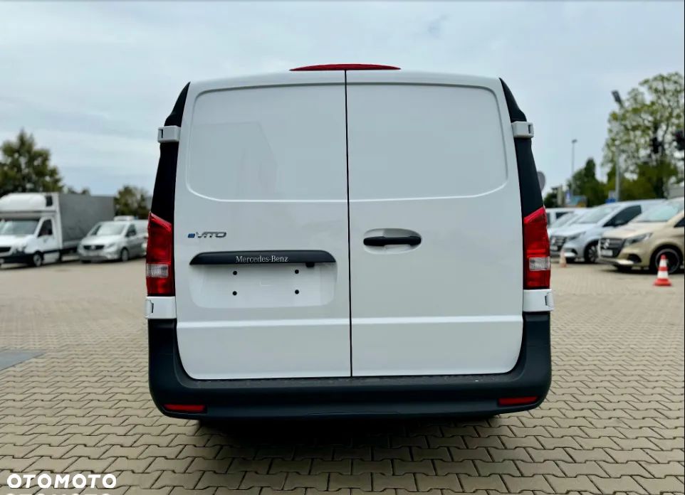 Mercedes-Benz eVito 112e Furgon długi - 6