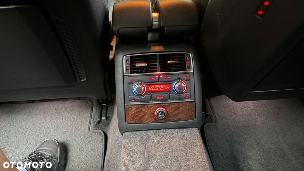 Audi A8 4.2 TDI DPF L Quattro - 13