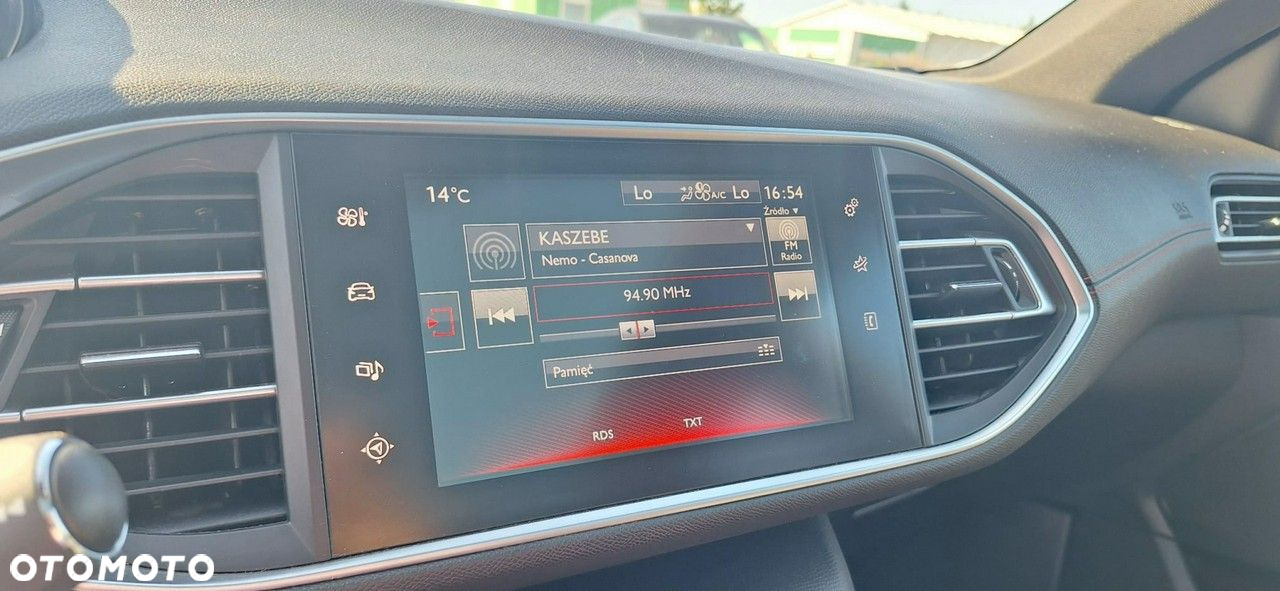 Peugeot 308 - 16