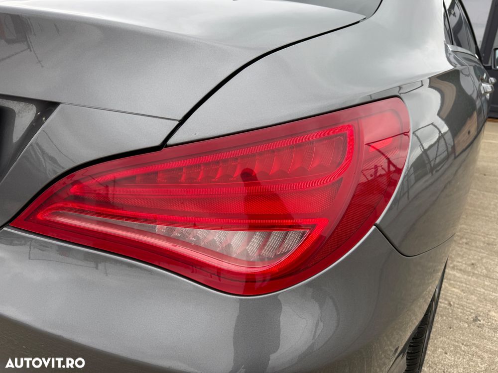 Mercedes-Benz CLA 220 - 19