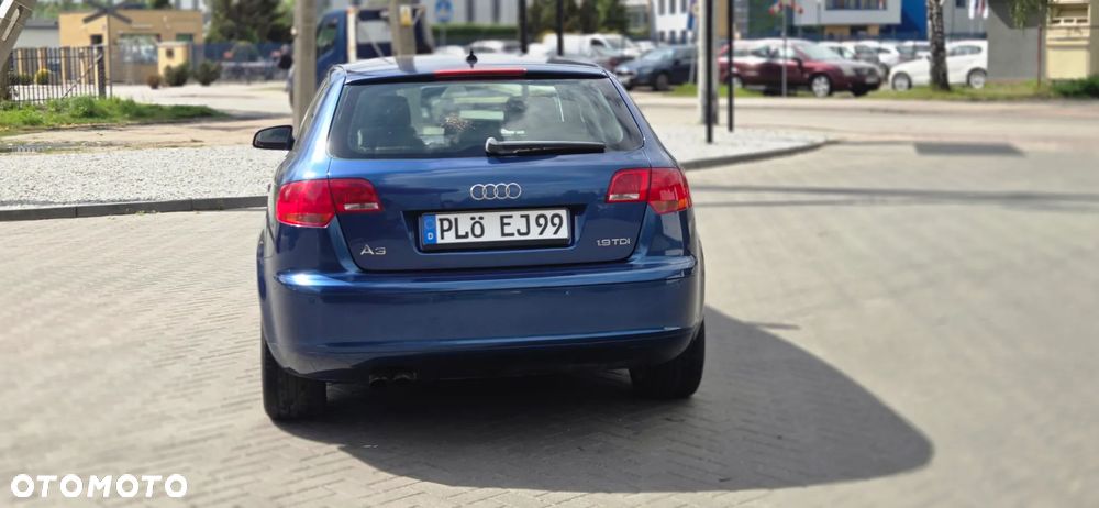 Audi A3 Sportback 1.9 TDI Ambiente - 13
