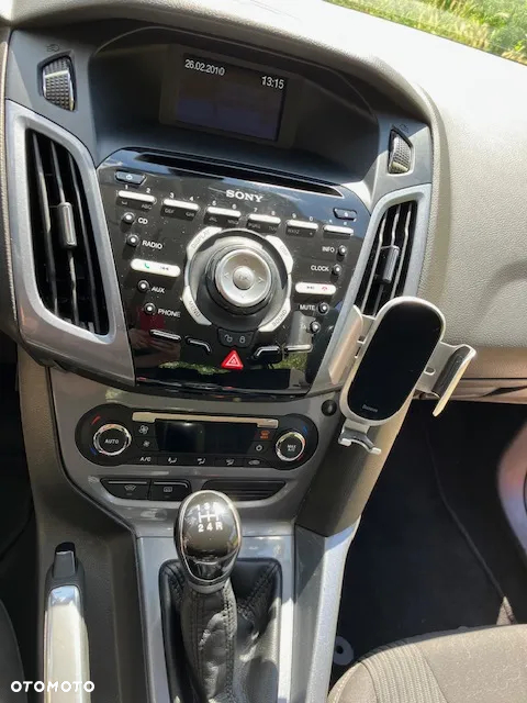 Ford Focus 1.6 Ambiente - 11