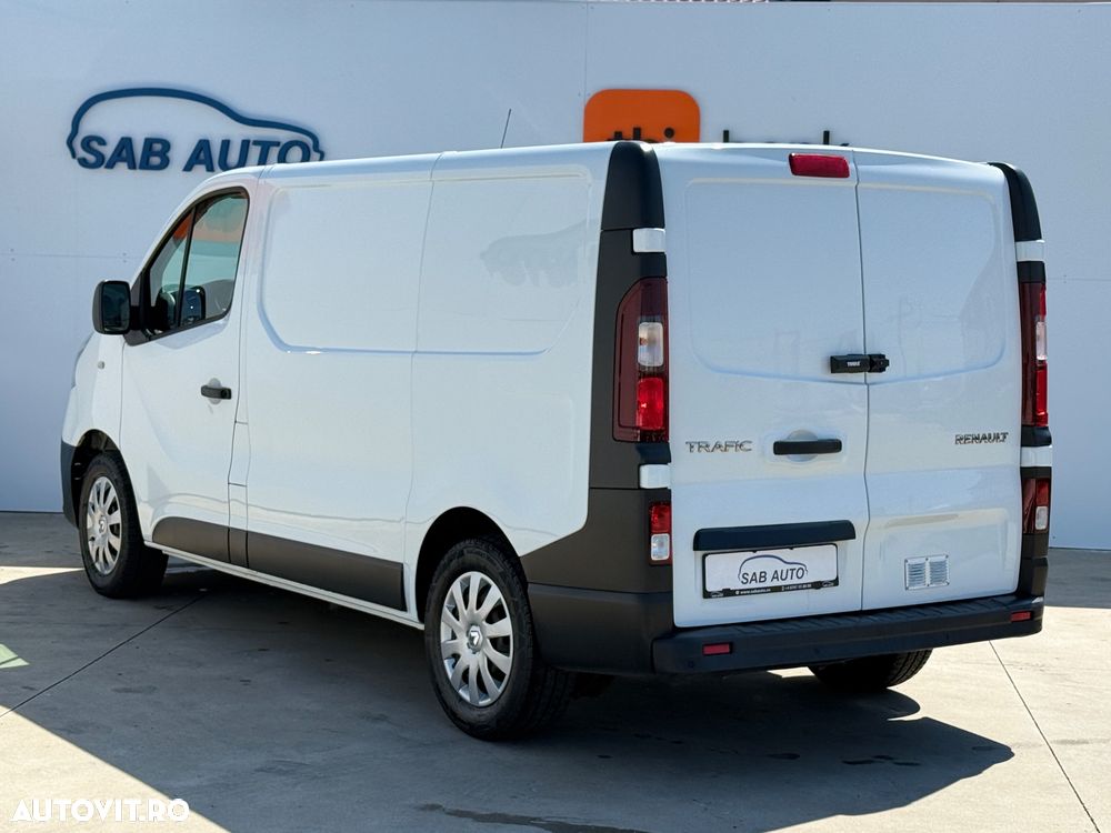 Renault Trafic (ENERGY) Start & Stop Combi Expression - 23