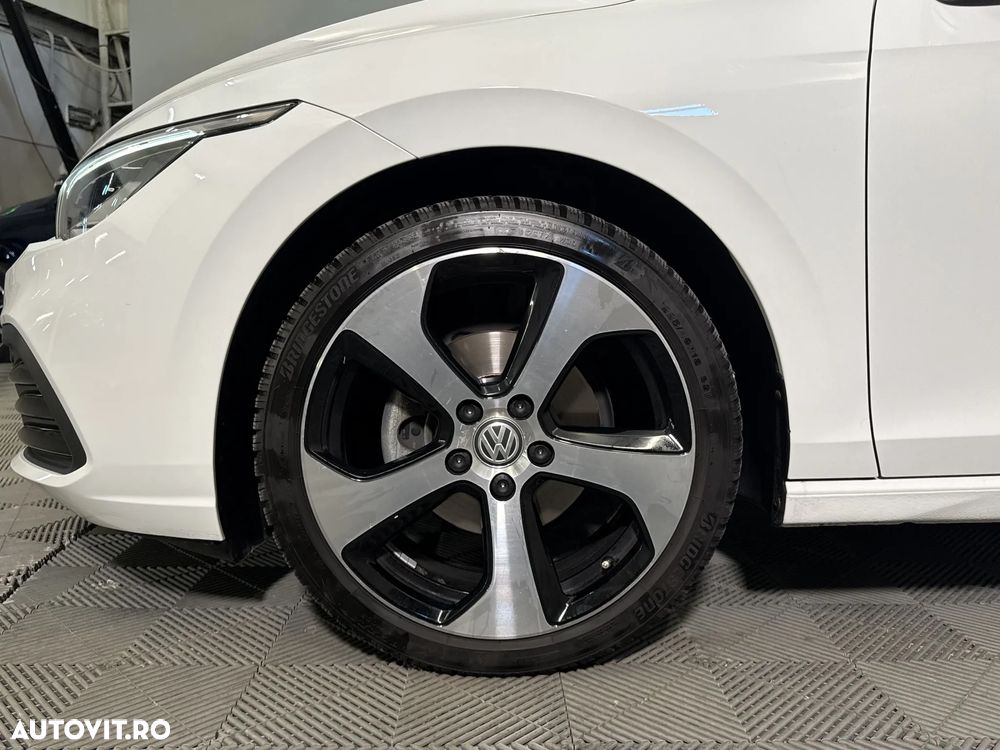 Volkswagen Golf - 14