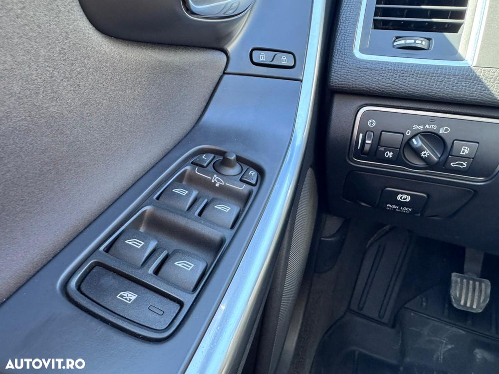 Volvo XC 60 D3 Momentum - 18