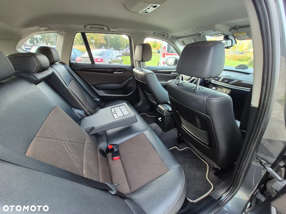 BMW X1 sDrive20d EfficientDynamics Edition xLine - 26