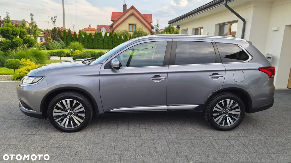 Mitsubishi Outlander 2.0 2WD CVT Spirit+ - 28