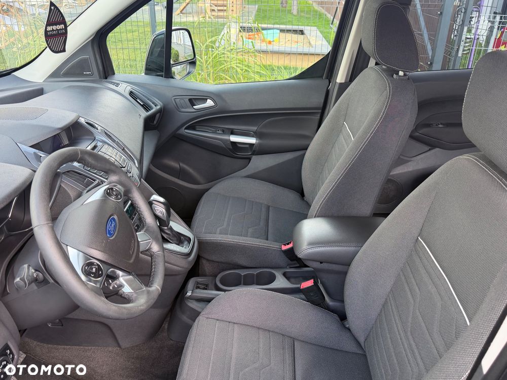 Ford Tourneo Connect - 12