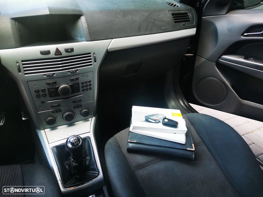 Opel Astra GTC 1.3 CDTI - 7