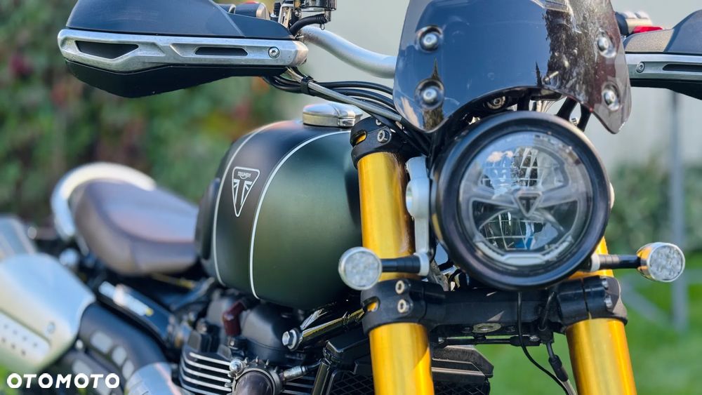 Triumph Scrambler - 11