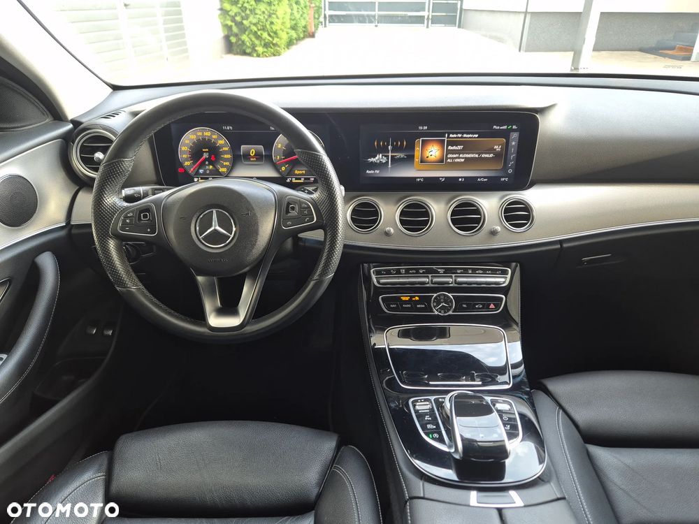 Mercedes-Benz Klasa E - 10