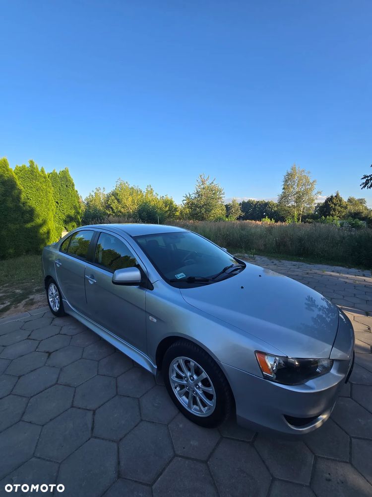 Mitsubishi Lancer - 3