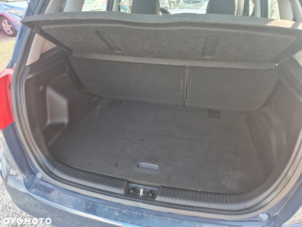 Kia Venga 1.4 L - 13
