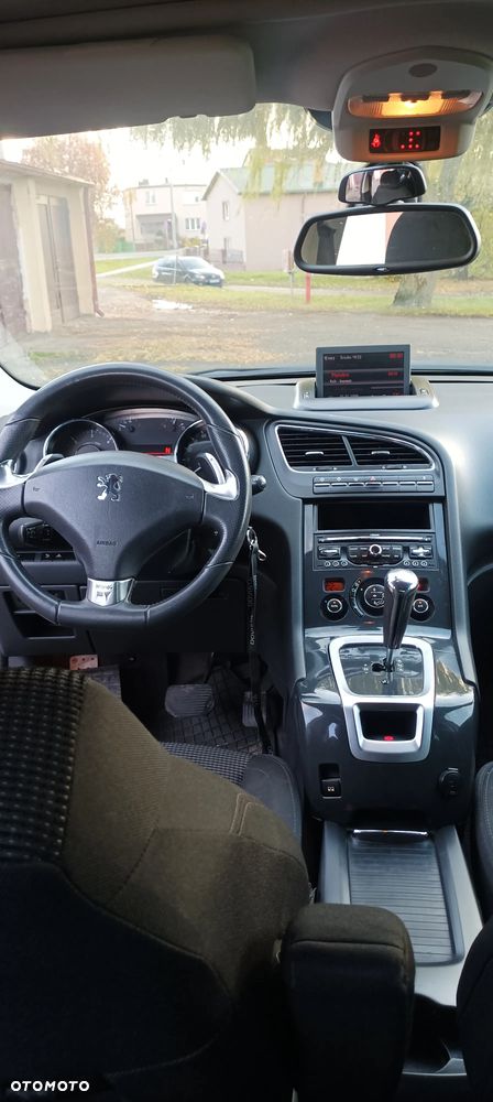 Peugeot 5008 - 6