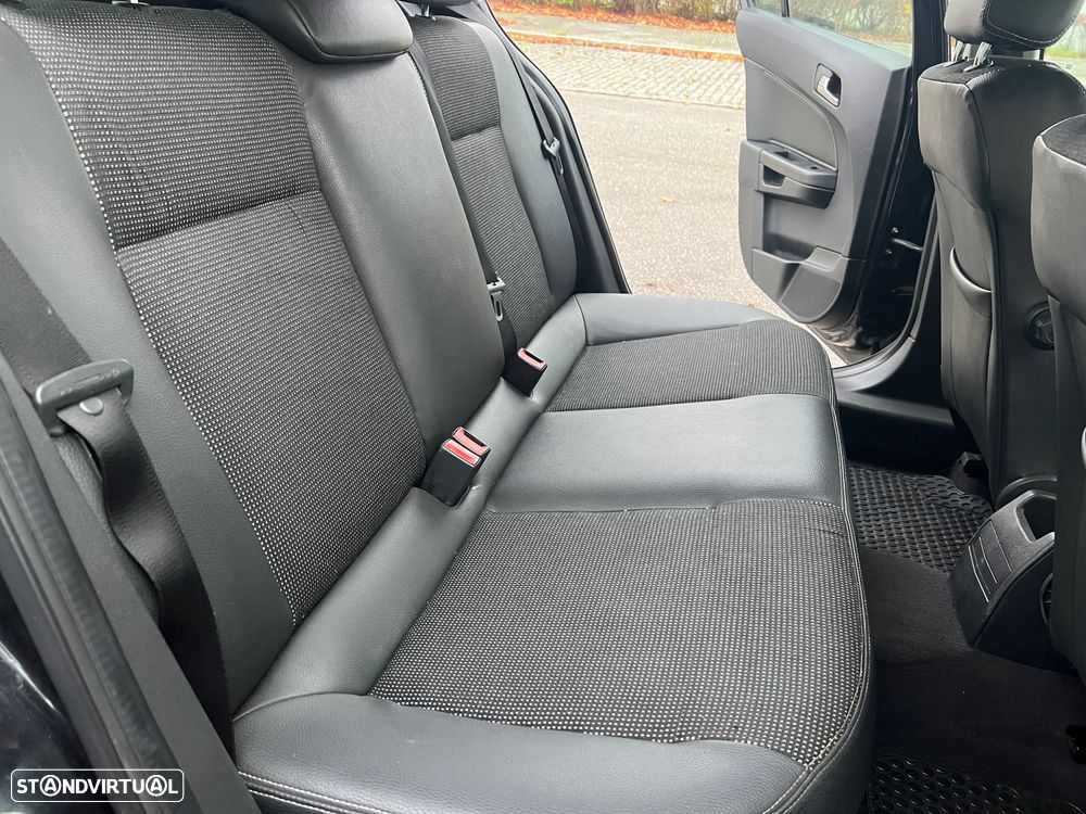 Opel Astra 1.7 CDTI Cosmo - 13