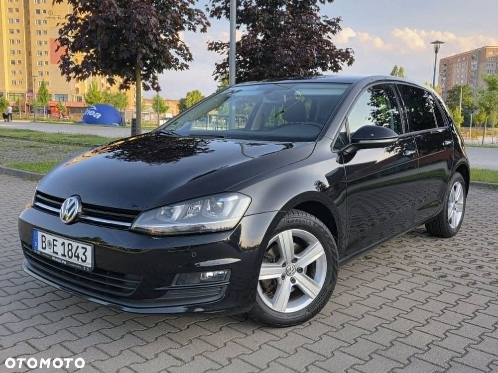 Volkswagen Golf - 8
