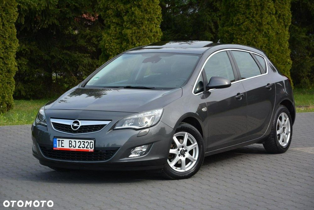 Opel Astra 1.4 Turbo Cosmo - 10