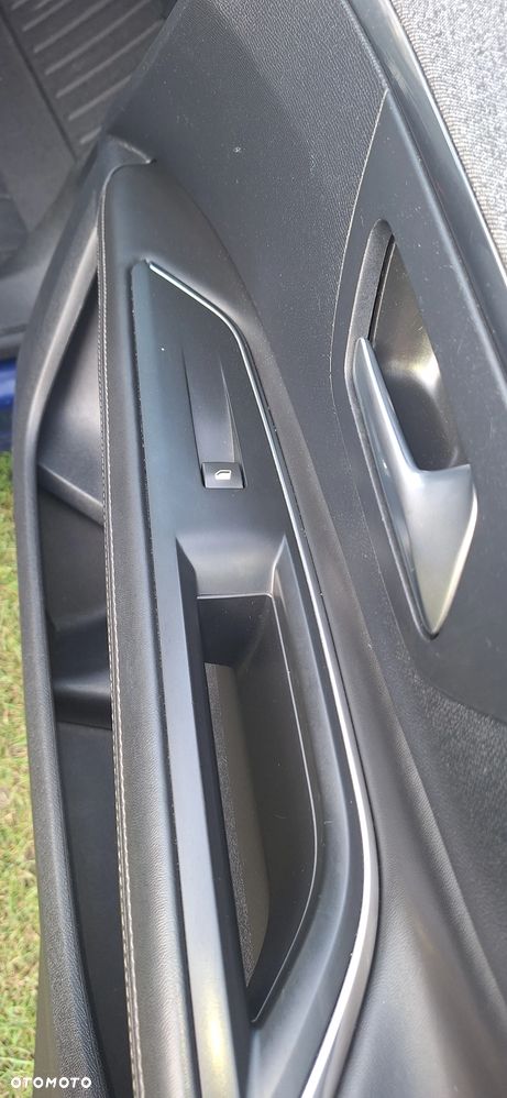 Peugeot 3008 BlueHDi 120 Stop & Start Allure - 11